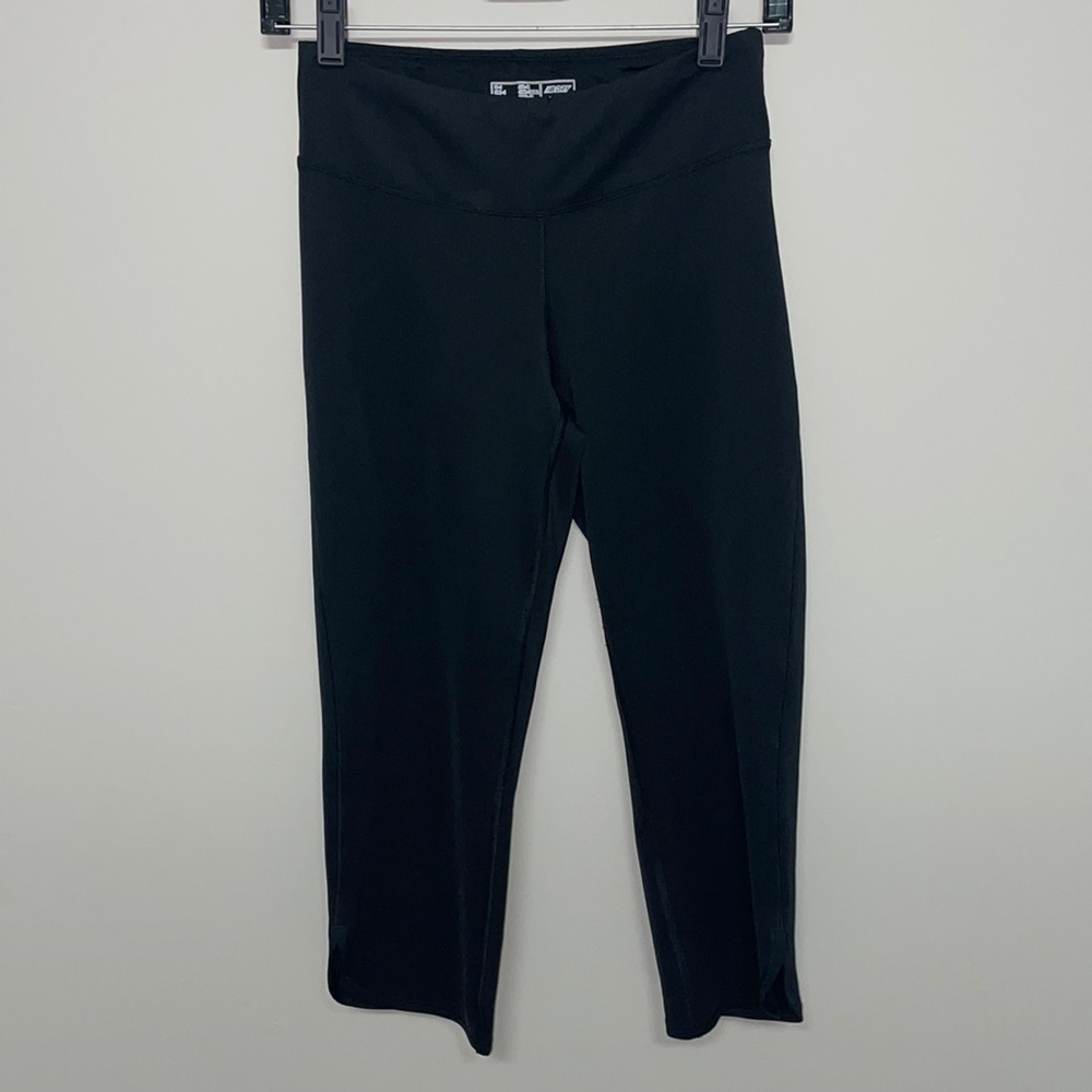 New Balance Dry Capri Leggings - Picture 6 of 11